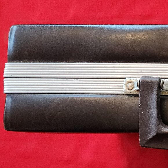 BMI BEAUX MERZON INC CASSETTE TAPE CARRYING/STORAGE CASE FAUX LEATHER HOLDS 30 - Picture 6 of 16